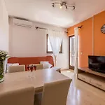 House Krishto *