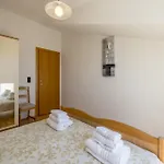 Apartment House Krishto *