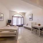 House Krishto Apartment *