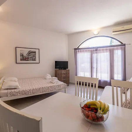 Krishto Apartman