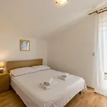 House Krishto Apartamento