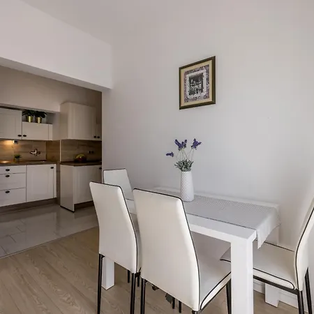 House Krishto Apartament