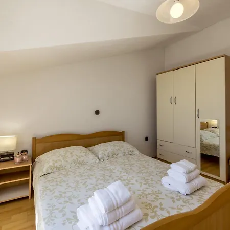 House Krishto Apartment *